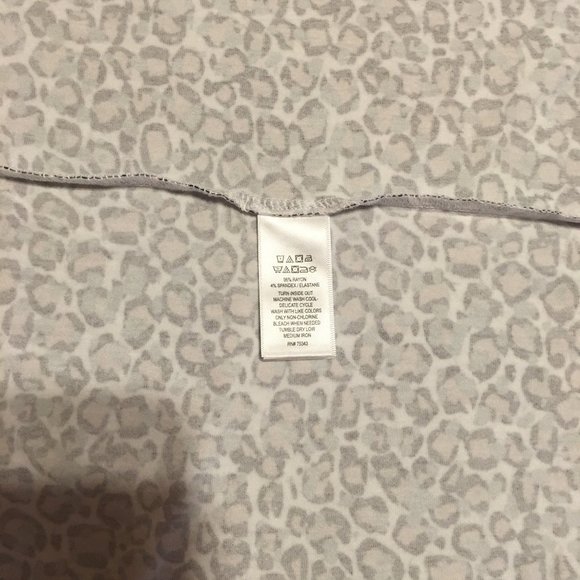 Nicole Miller of New York Leopard Print dress - Picture 8 of 8